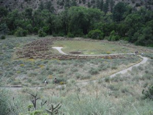 Tyuonyi Plaza,bandelier national monument