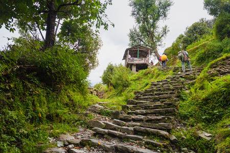 Steps2 72345741-treking-in-annapurna-circuit-nepal-